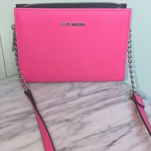 Steve Madden Hot Pink 💕 Crossbody with flap sides